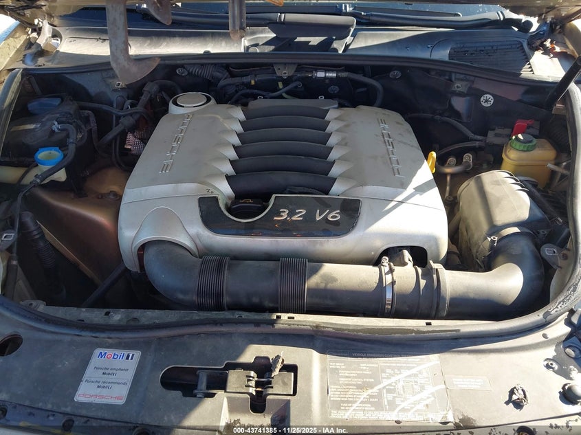 2005 Porsche Cayenne VIN: WP1AA29P15LA22705 Lot: 43741385