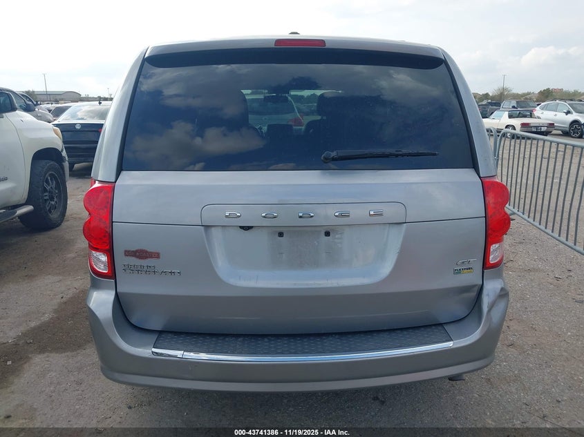 2017 Dodge Grand Caravan Gt VIN: 2C4RDGEG8HR825375 Lot: 43741386