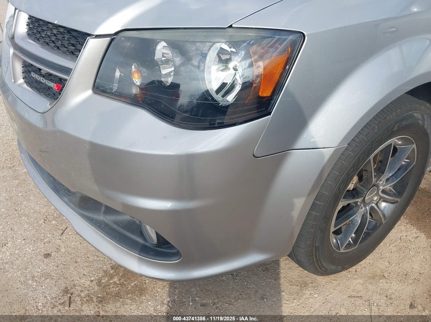 2017 Dodge Grand Caravan Gt VIN: 2C4RDGEG8HR825375 Lot: 43741386