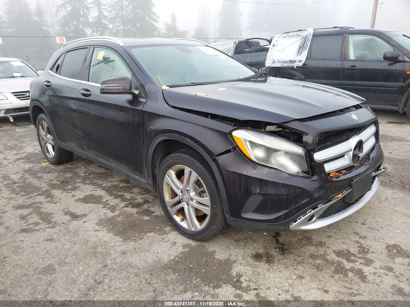 MERCEDES-BENZ GLA-CLASS 4MATIC