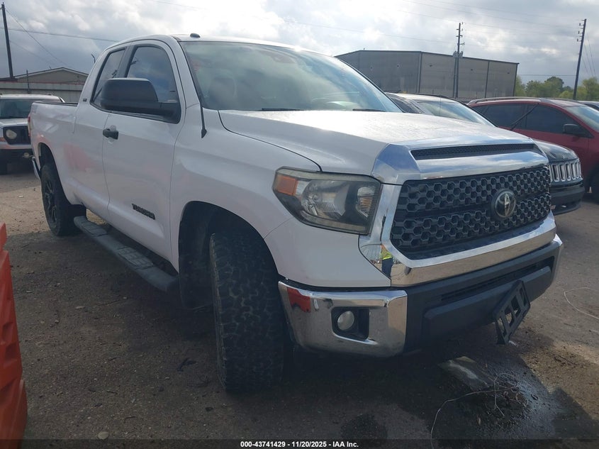 TOYOTA TUNDRA SR5 4.6L V8