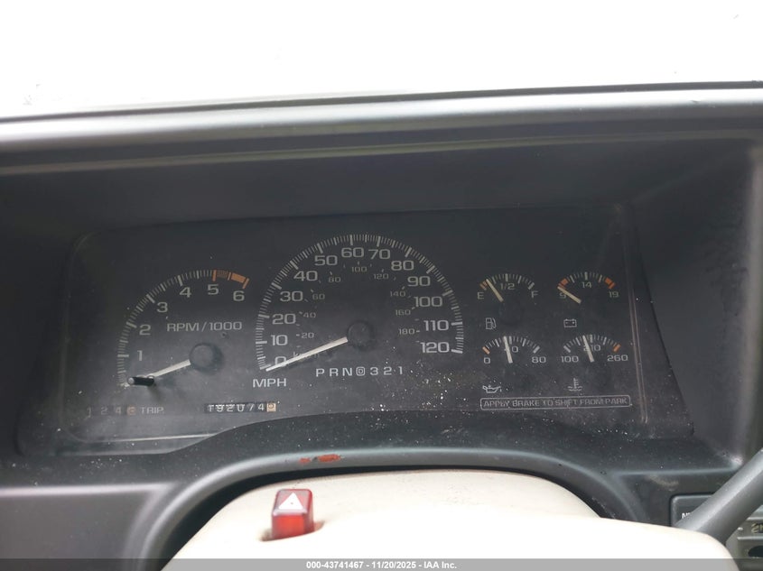 2000 Cadillac Escalade Standard VIN: 1GYEK63R1YR219290 Lot: 43741467