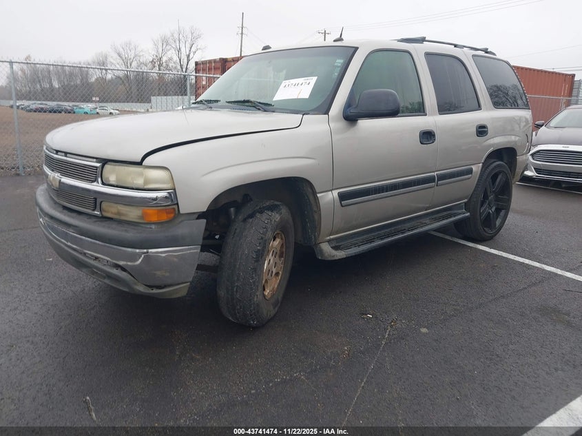 1GNEC13Z55R254570 2005 CHEVROLET TAHOE photo no. 2