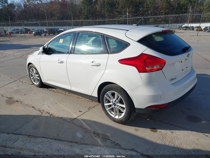 Vin: 1fadp3k26jl290781, lot: 44236860, ford focus se 20183