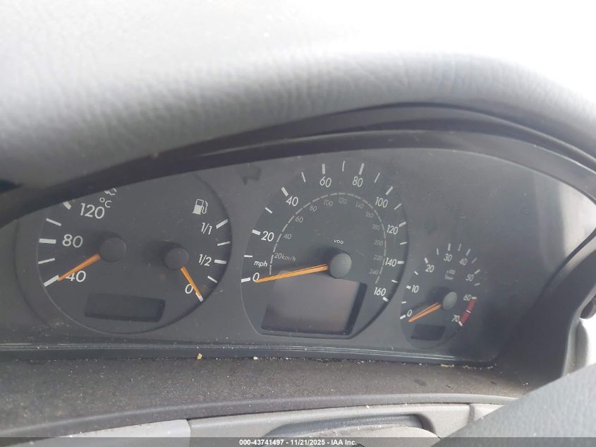 2002 Mercedes-Benz E 320 Special Edition VIN: WDBJF65JX2B469044 Lot: 43741497