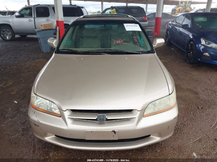 2000 Honda Accord 3.0 Ex VIN: 1HGCG1655YA028823 Lot: 43741498