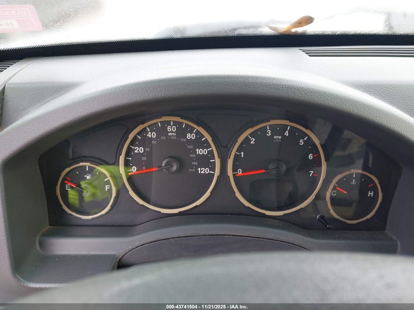 2008 Jeep Liberty Sport VIN: 1J8GP28K98W122577 Lot: 43741504