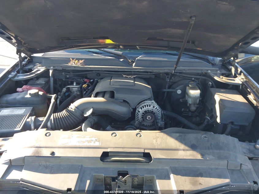 2007 Chevrolet Tahoe Ltz VIN: 1GNFC13037J328284 Lot: 43741509