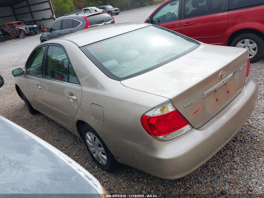 4T1BE32K85U404654 2005 TOYOTA CAMRY photo no. 3