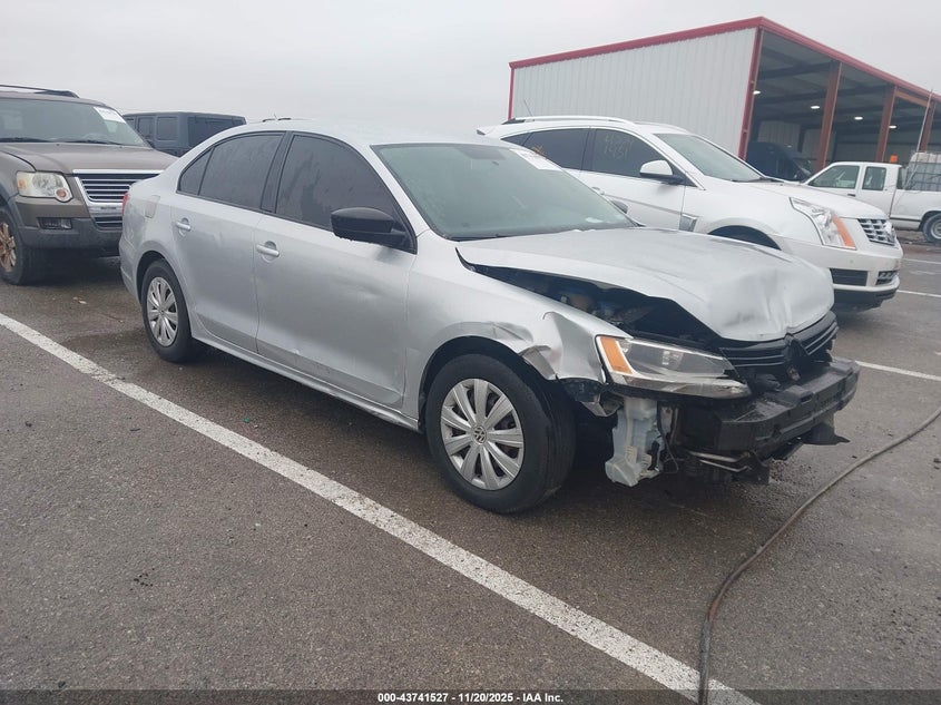 VOLKSWAGEN JETTA 2.0L S