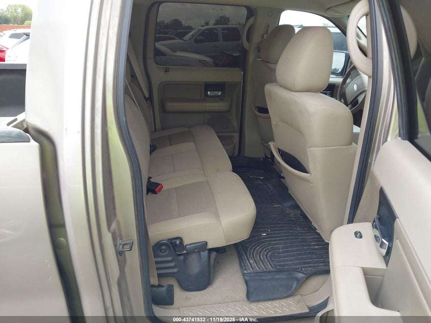 2005 Ford F-150 Lariat/Xlt VIN: 1FTPW12575KE01729 Lot: 43741532