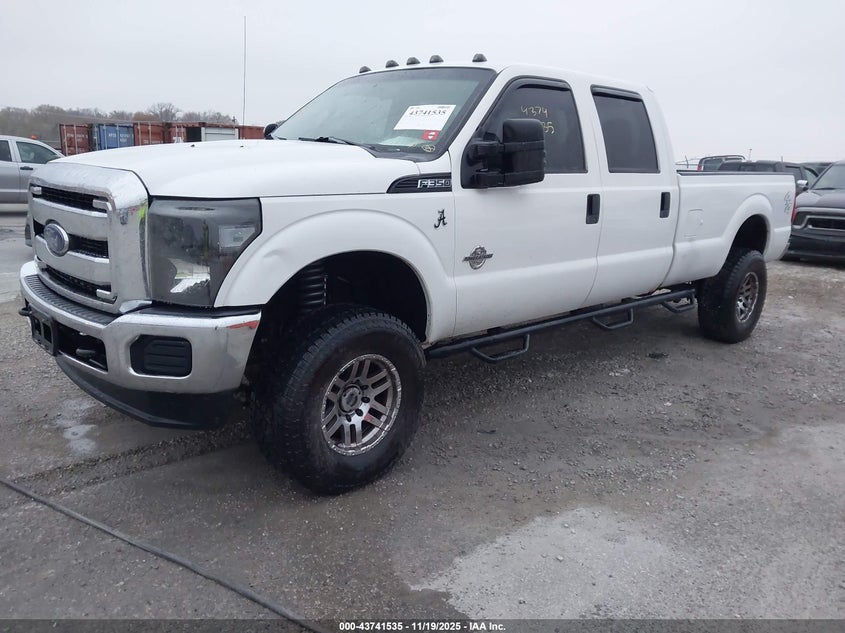1FT8W3BT7CEC45136 2012 FORD F350 photo no. 2