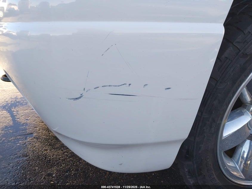 2003 GMC Yukon Denali VIN: 1GKEK63U63J125069 Lot: 43741539