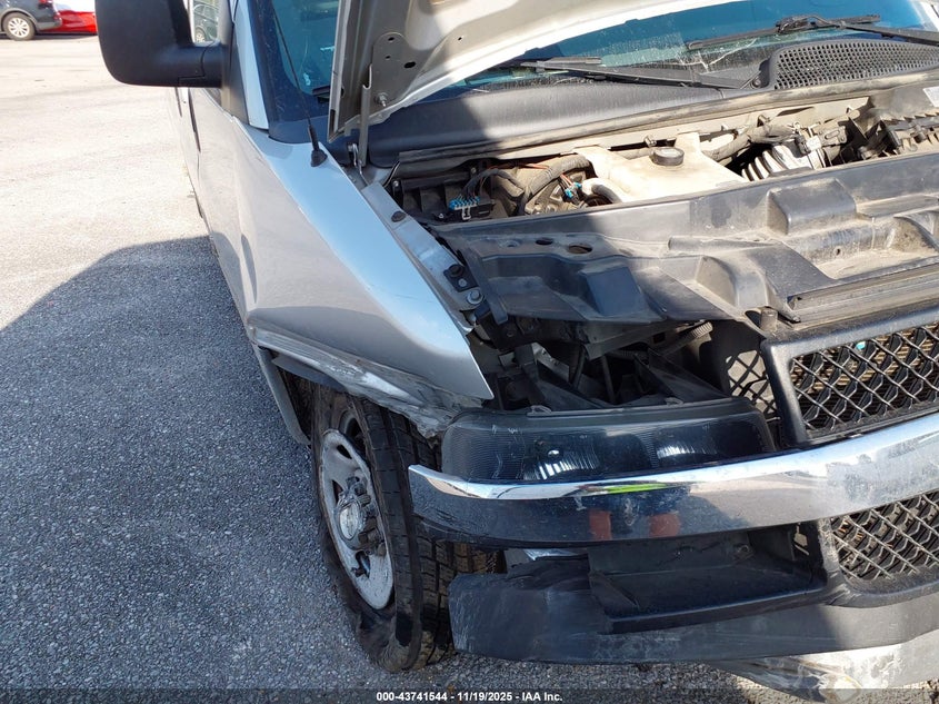 2021 Chevrolet Express Passenger Rwd 3500 Extended Wheelbase Lt VIN: 1GAZGPF73M1212075 Lot: 43741544