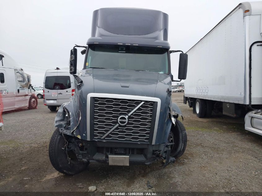 2022 Volvo Vnl VIN: 4V4NC9UG6NN313996 Lot: 43741548