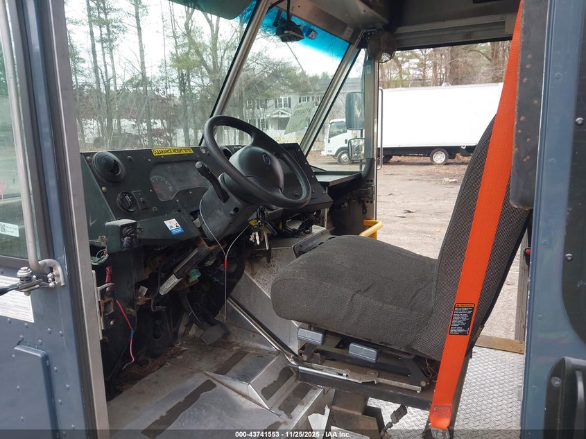 2019 Ford E-450 Stripped VIN: 1FC3E4K62KDC48365 Lot: 43741553