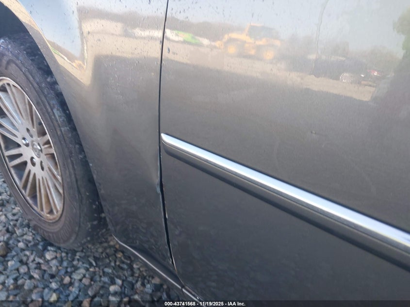 2C3CA5CVXAH185481 2010 CHRYSLER 300 photo no. 11