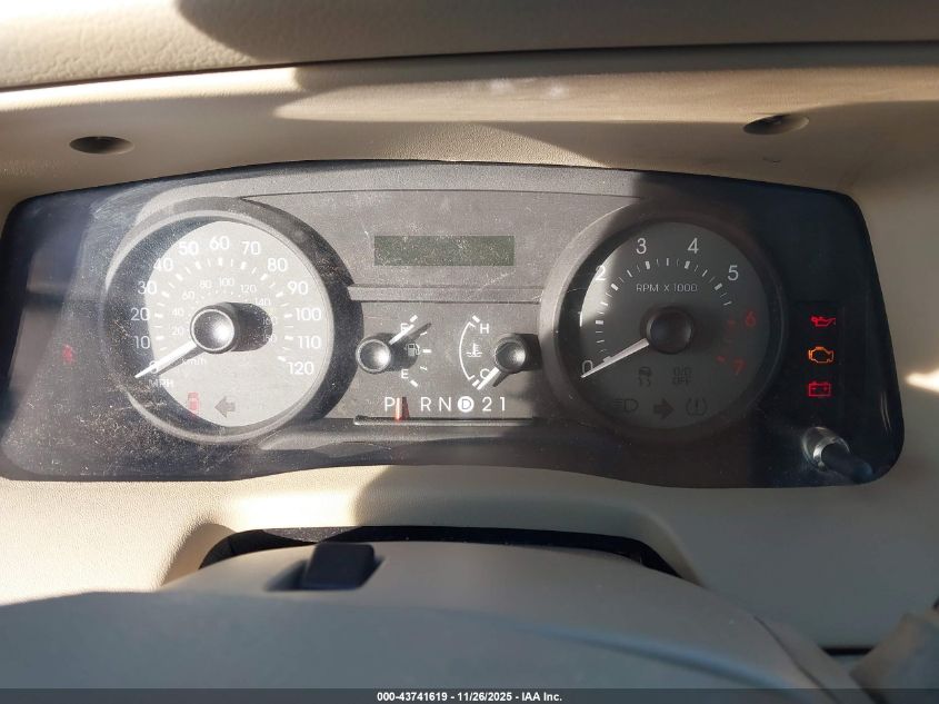 2006 Mercury Grand Marquis Gs VIN: 2MEFM74W96X648032 Lot: 43741619