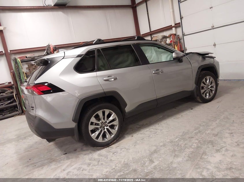 2T3A1RFV2SW584621 2025 TOYOTA RAV 4 photo no. 4