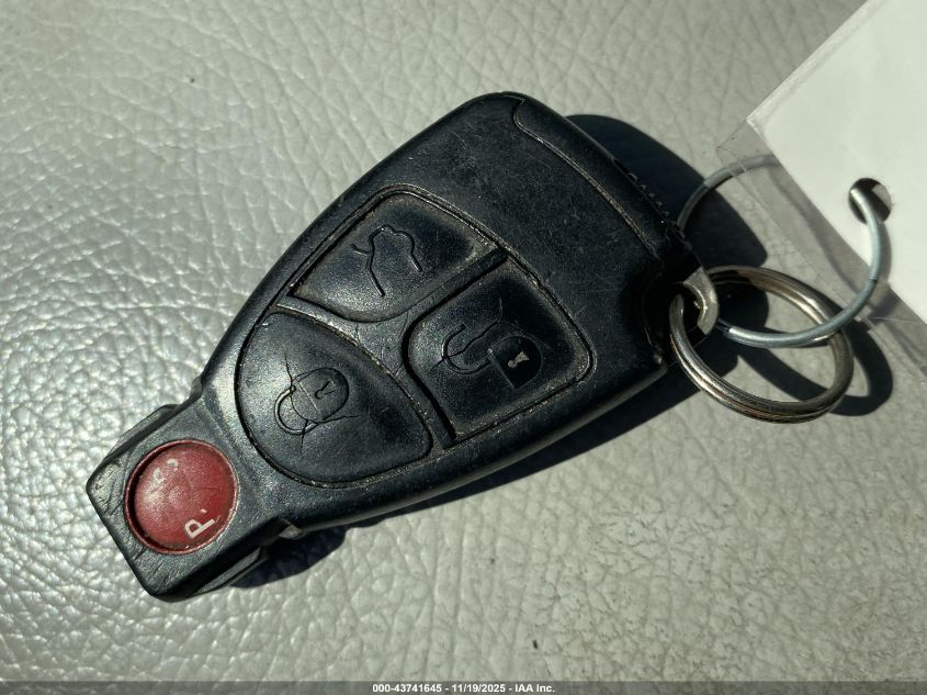 2005 Mercedes-Benz Clk 320 VIN: WDBTK65GX5T052787 Lot: 43741645