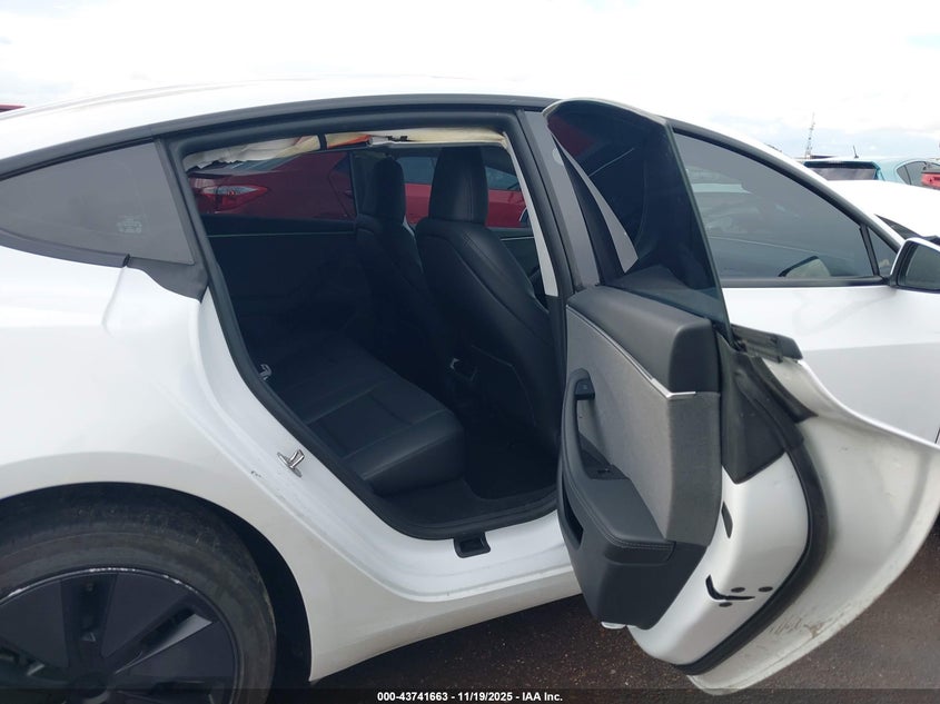2024 Tesla Model 3 Long Range Dual Motor All-Wheel Drive/Rear-Wheel Drive VIN: 5YJ3E1EA5RF830803 Lot: 43741663