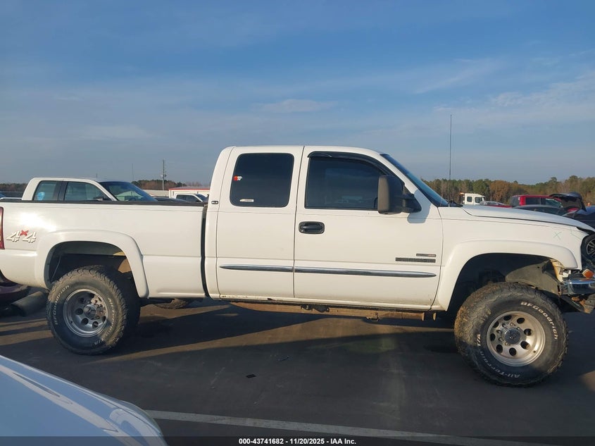 2003 GMC Sierra 2500Hd Sle VIN: 1GTHK29113E155216 Lot: 43741682