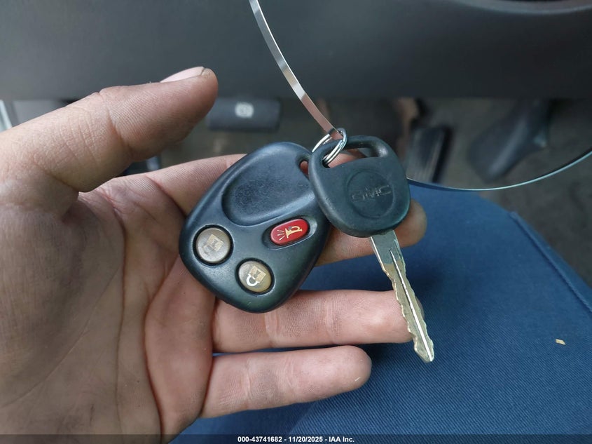 2003 GMC Sierra 2500Hd Sle VIN: 1GTHK29113E155216 Lot: 43741682