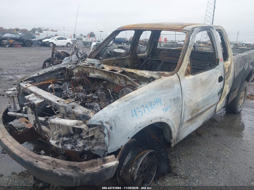 2000 Ford F-150 Lariat/Work Series/Xl/Xlt VIN: 1FTRX18L6YNB25588 Lot: 43741694