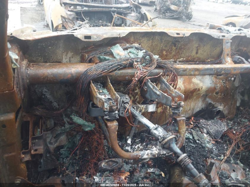 2000 Ford F-150 Lariat/Work Series/Xl/Xlt VIN: 1FTRX18L6YNB25588 Lot: 43741694