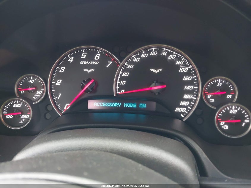 2005 Chevrolet Corvette VIN: 1G1YY24U155115472 Lot: 43741789