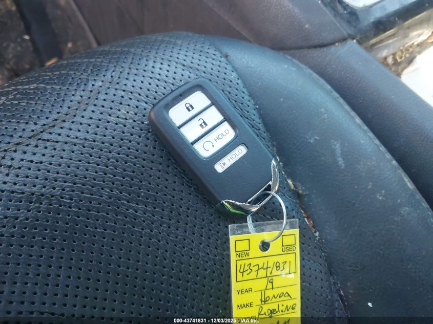 2019 Honda Ridgeline Rtl-E VIN: 5FPYK3F78KB022018 Lot: 43741831