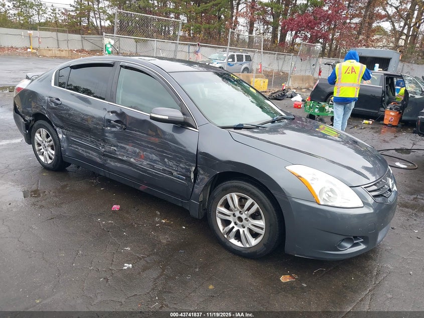 NISSAN ALTIMA HYBRID