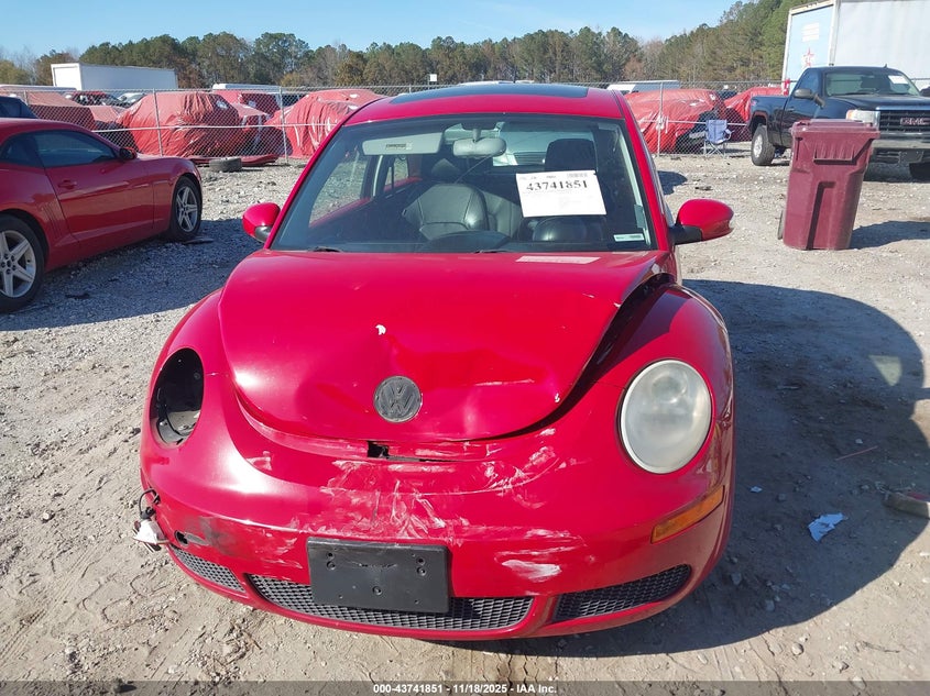 2009 Volkswagen New Beetle 2.5L VIN: 3VWRW31C79M514810 Lot: 43741851