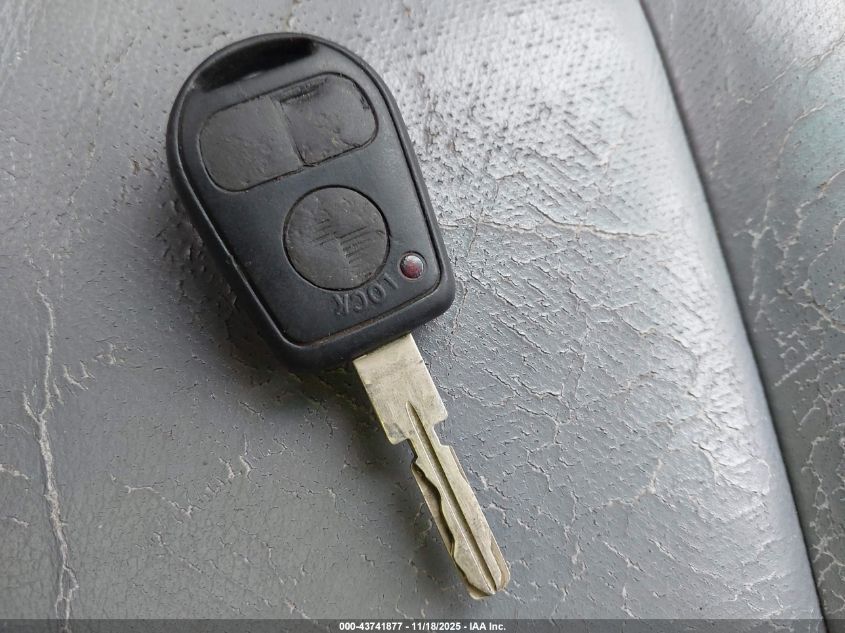 1999 BMW 528I VIN: WBADM5333XBY15877 Lot: 43741877