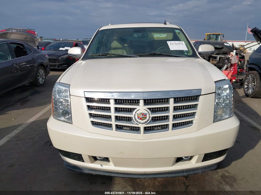 2009 Cadillac Escalade Hybrid Standard VIN: 1GYFK43519R219121 Lot: 43741931