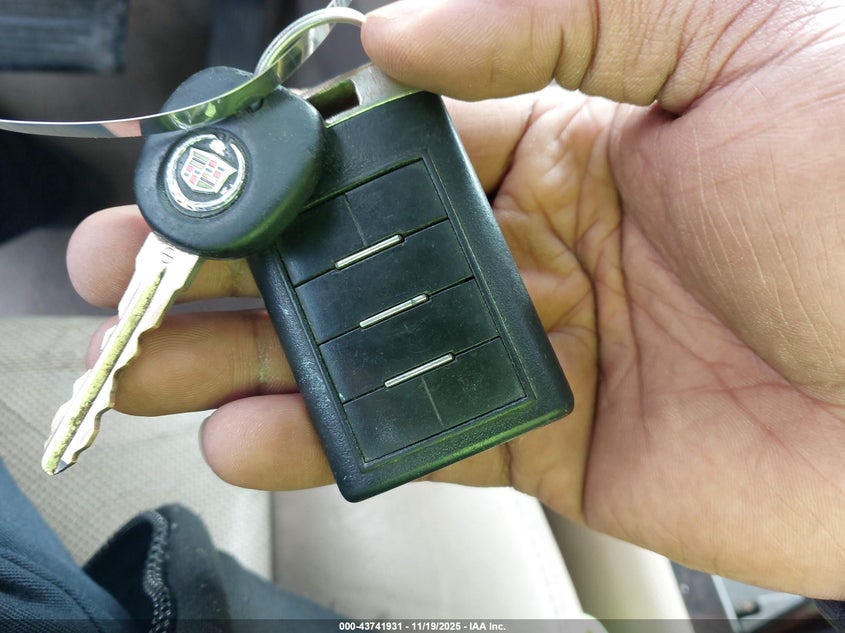 2009 Cadillac Escalade Hybrid Standard VIN: 1GYFK43519R219121 Lot: 43741931