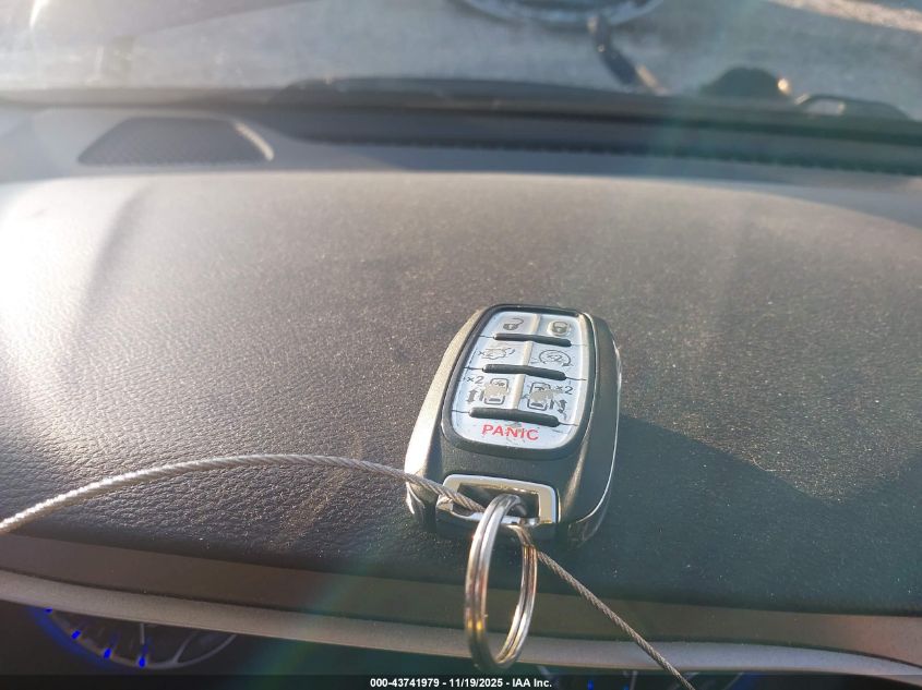 2022 Chrysler Pacifica Touring L VIN: 2C4RC1BG0NR117444 Lot: 43741979