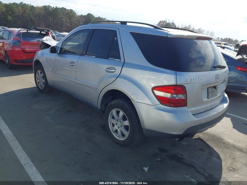 2007 Mercedes-Benz Ml 320 Cdi 4Matic VIN: 4JGBB22E37A214049 Lot: 43741984