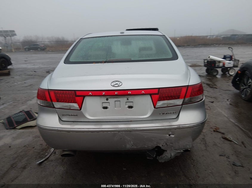 2007 Hyundai Azera Limited/Se VIN: KMHFC46F17A243577 Lot: 43741986
