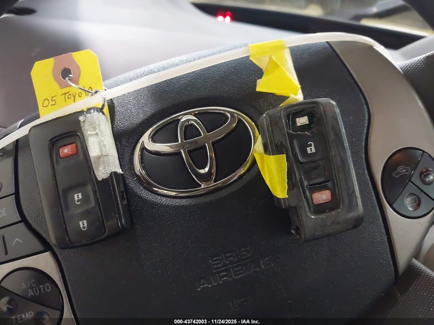 2005 Toyota Prius VIN: JTDKB20U353041889 Lot: 43742003