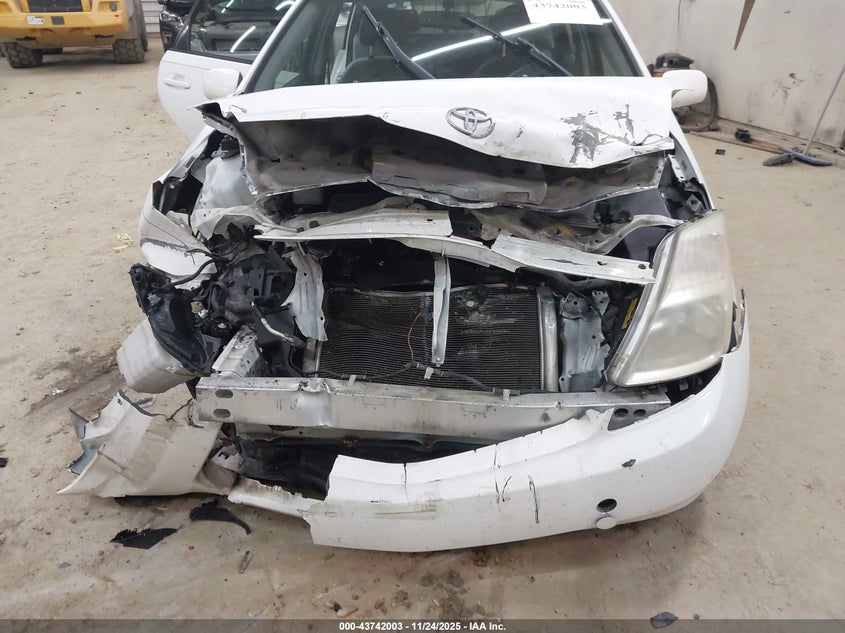 2005 Toyota Prius VIN: JTDKB20U353041889 Lot: 43742003