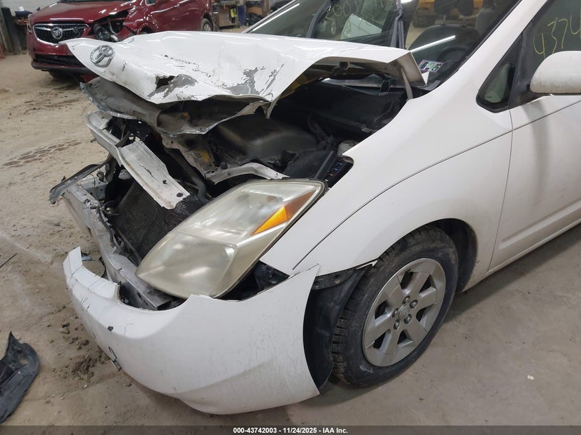 2005 Toyota Prius VIN: JTDKB20U353041889 Lot: 43742003