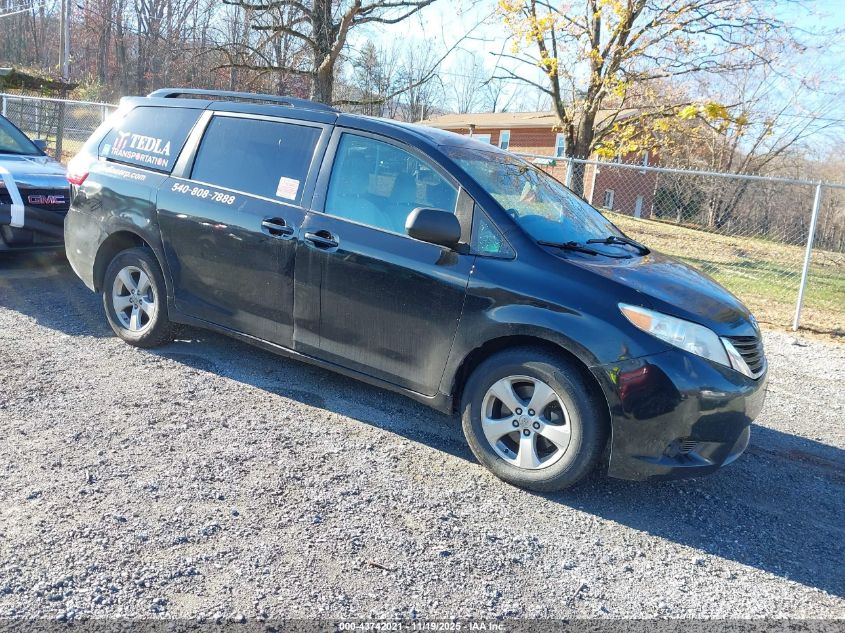 TOYOTA SIENNA LE 7 PASSENGER