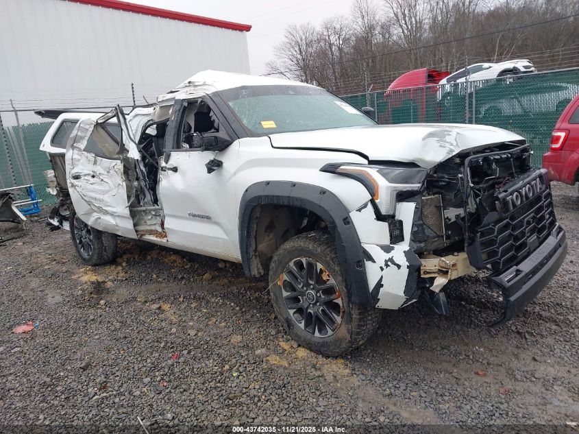 TOYOTA TUNDRA LIMITED