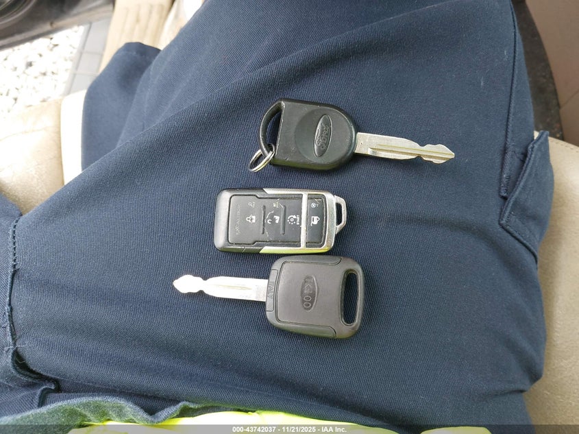 2009 Ford Explorer Sport Trac Limited VIN: 1FMEU33E99UA44700 Lot: 43742037