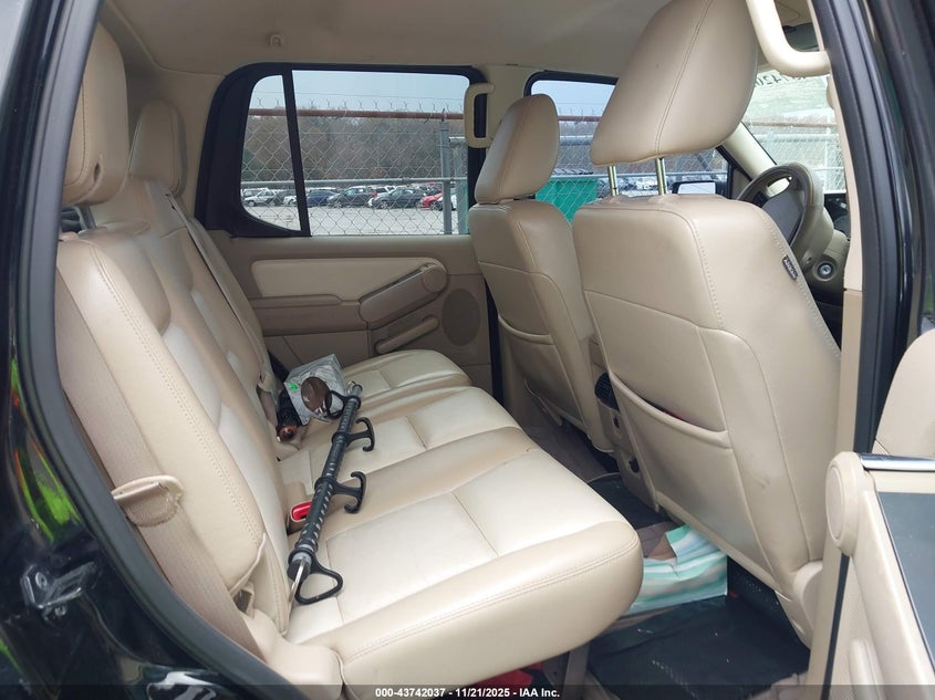 2009 Ford Explorer Sport Trac Limited VIN: 1FMEU33E99UA44700 Lot: 43742037