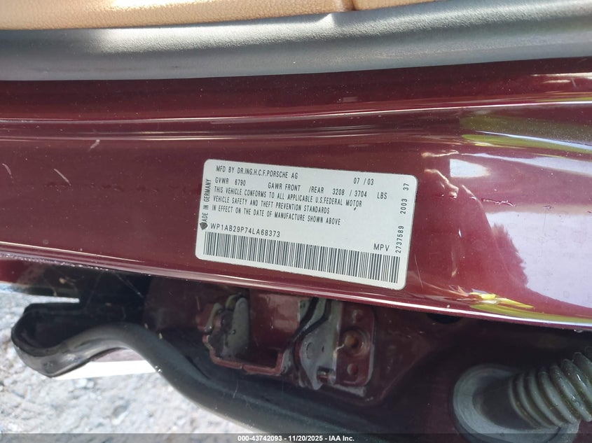 2004 Porsche Cayenne S VIN: WP1AB29P74LA68373 Lot: 43742093