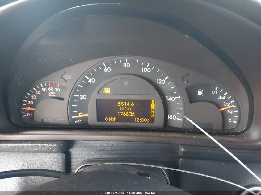 2004 Mercedes-Benz C 230 Kompressor Sport/Sport VIN: WDBRF40J64F490984 Lot: 43742146