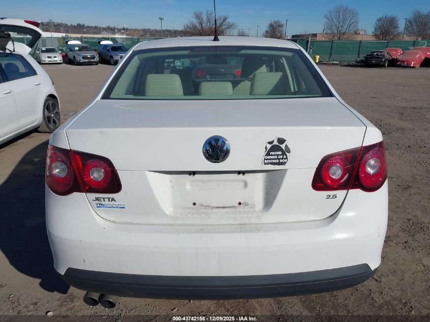 2010 Volkswagen Jetta Limited Edition VIN: 3VWRZ7AJ1AM162230 Lot: 43742158