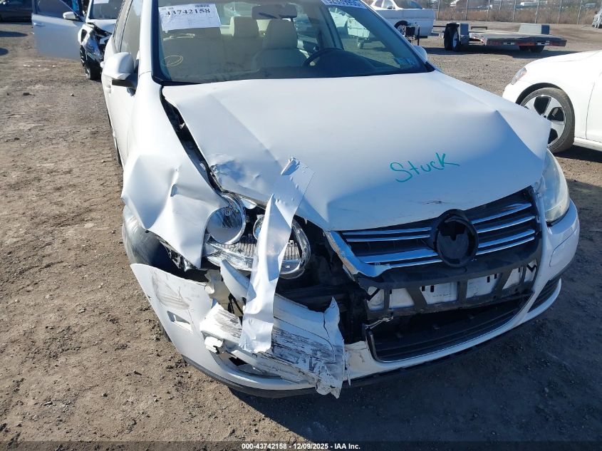 2010 Volkswagen Jetta Limited Edition VIN: 3VWRZ7AJ1AM162230 Lot: 43742158